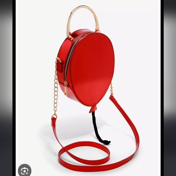 Hot Topic Handbags - Ballon bag